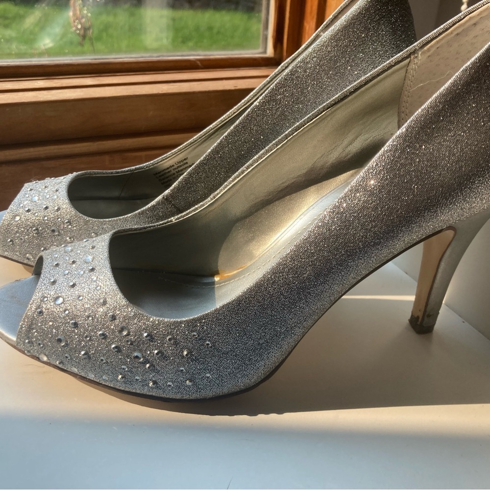 Elegant Silver Peep-Toe Heels